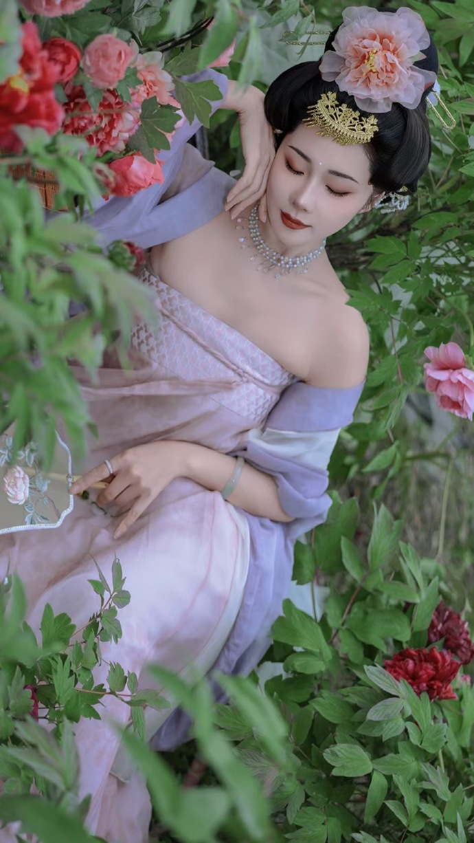 热辣滚烫 海报